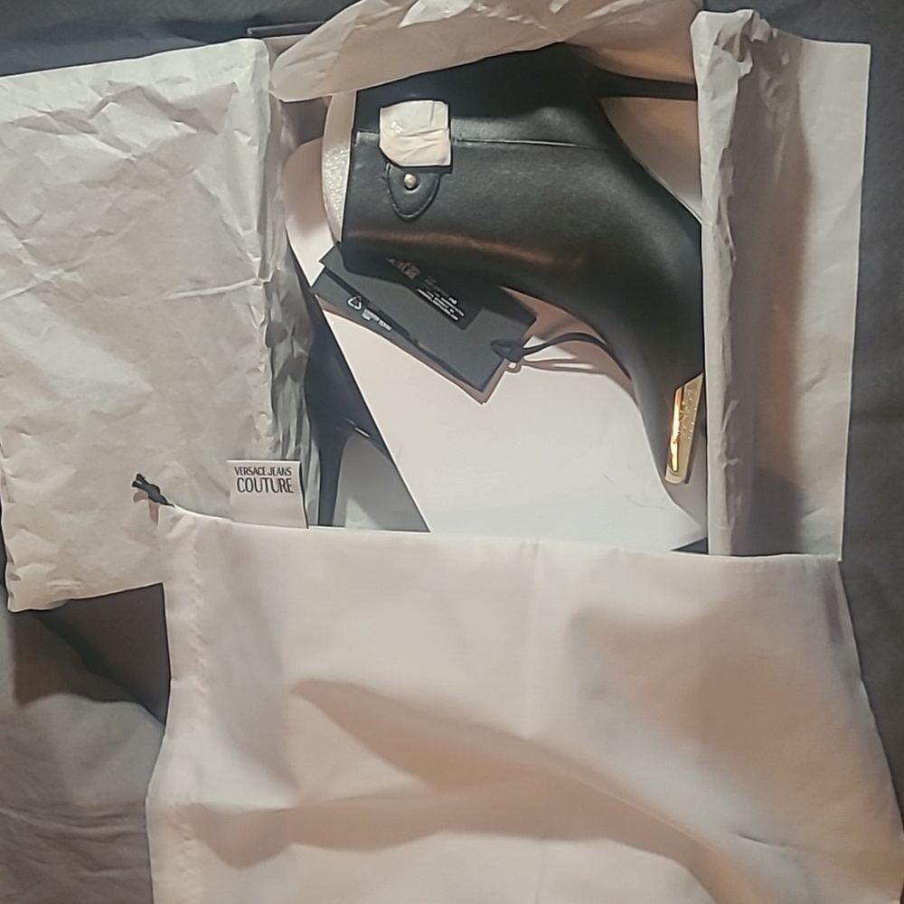 High heel shoes